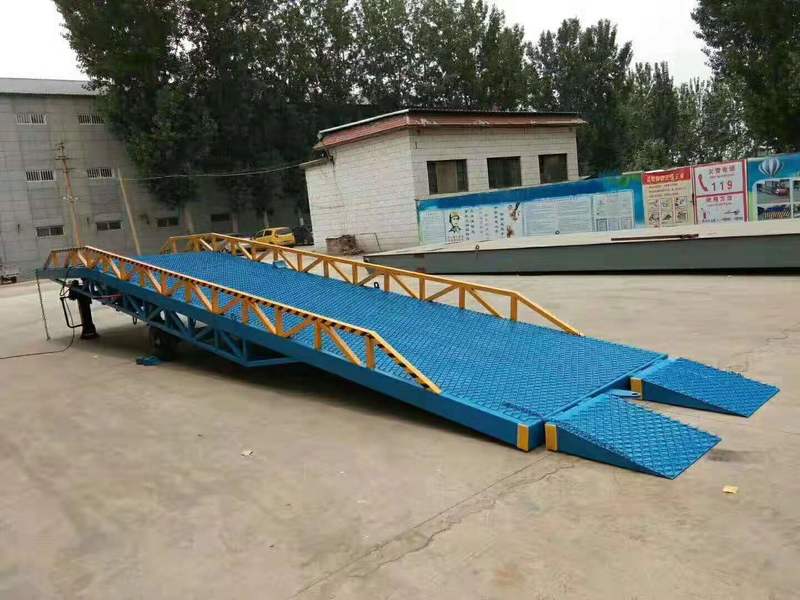 吉安汽车登车桥
